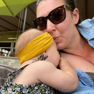 Meet your Posher, Claire